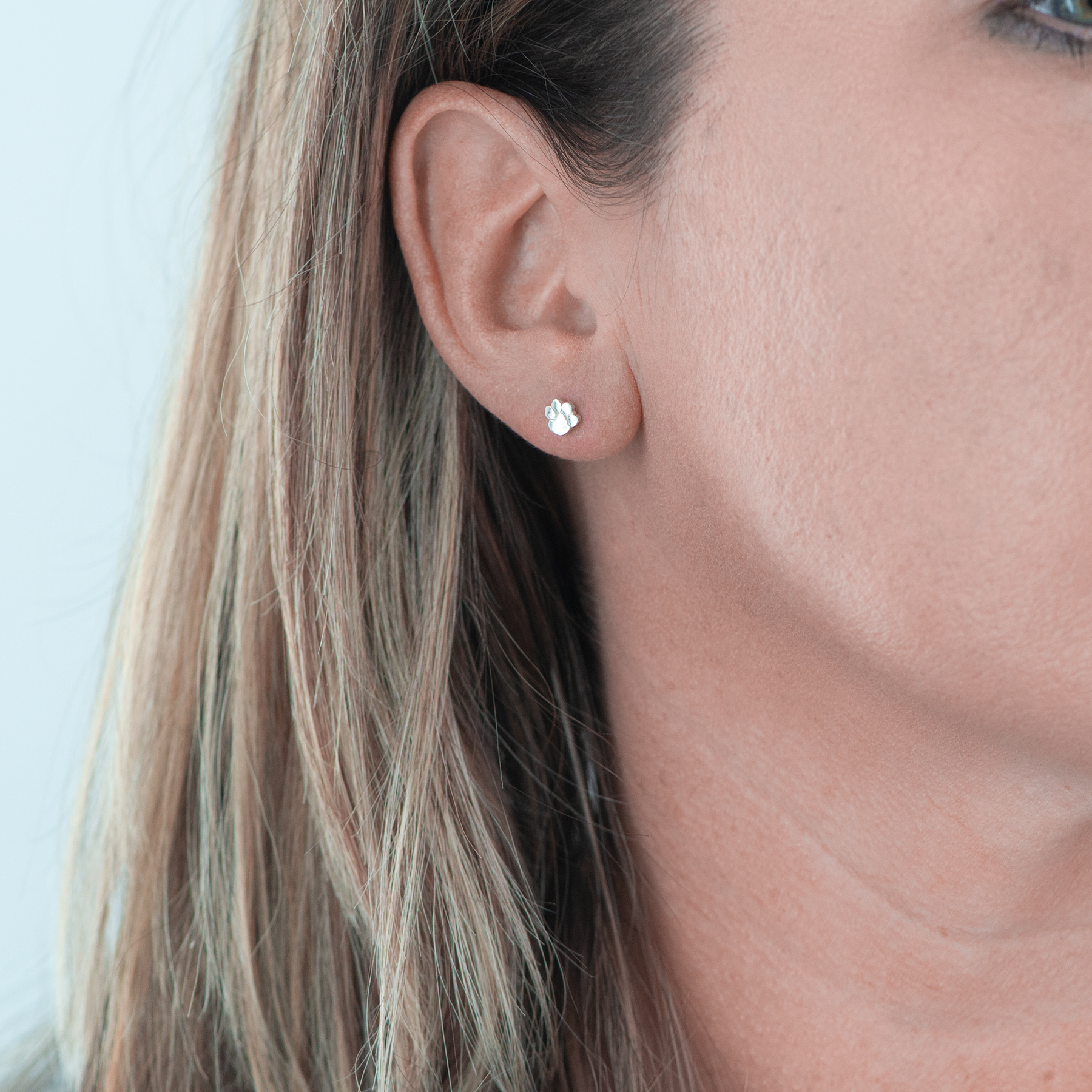Tiny paw print best sale earrings